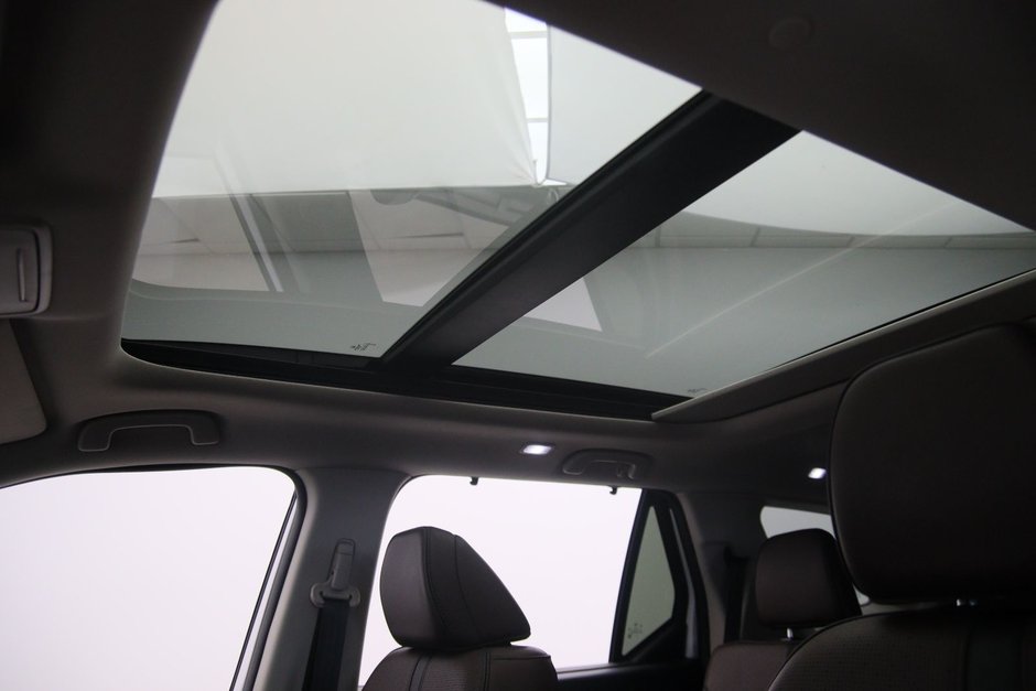 Honda Pilot Touring 2023-7