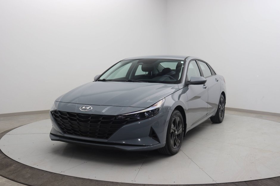 2023 Hyundai Elantra in Jonquière, Quebec - w940px