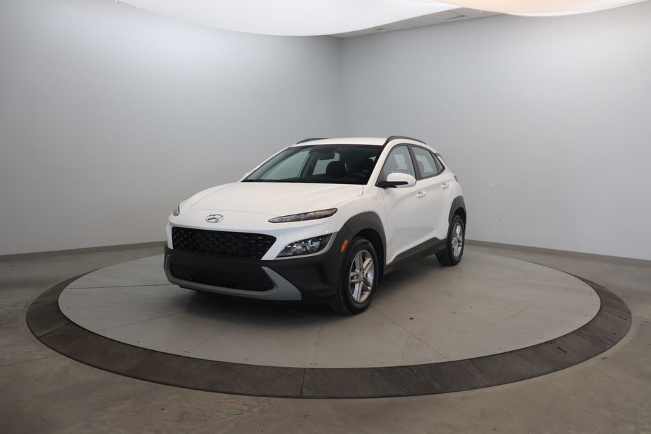 Hyundai Kona Essential 2023 à Jonquière, Québec - w940px