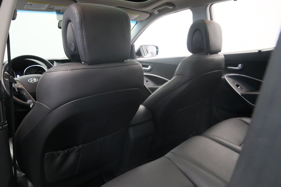 Hyundai Santa Fe Sport SE 2018-9