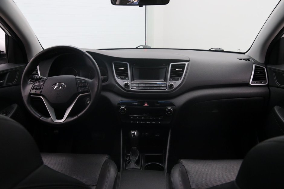Hyundai Tucson SE 2017-10