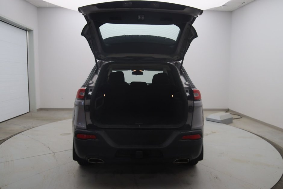 Jeep Cherokee Sport 2015-15
