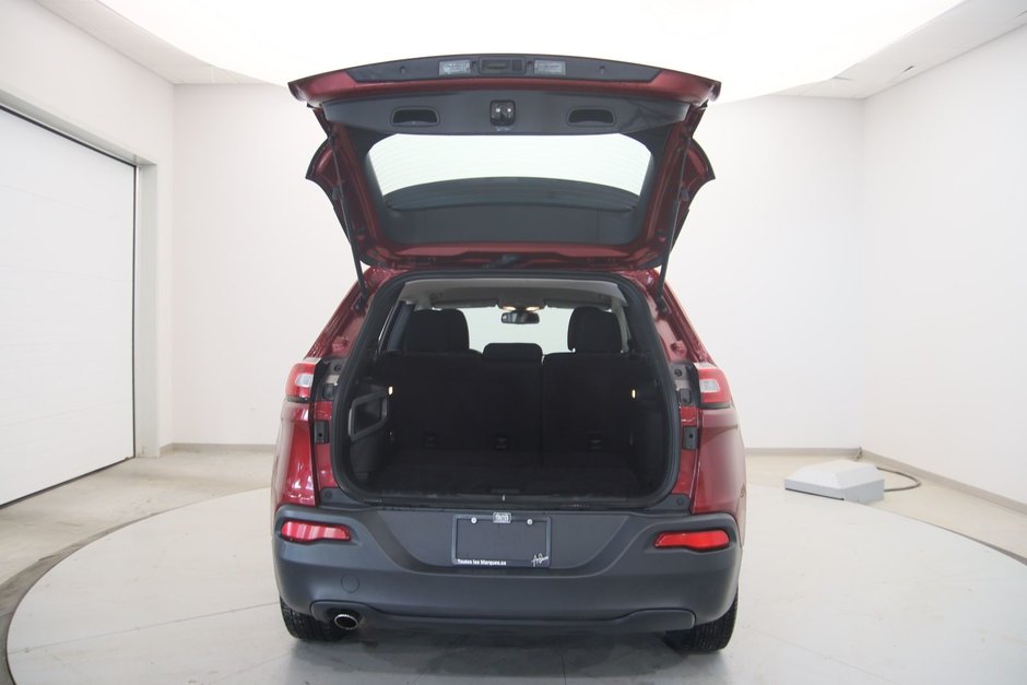 Jeep Cherokee Sport 2017-16