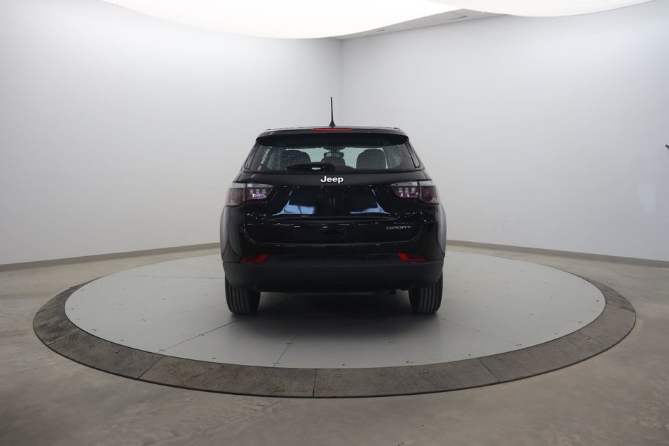 Jeep Compass Sport 2020-4