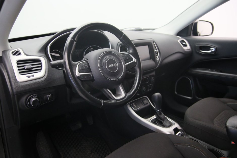 Jeep Compass Sport 2020-6