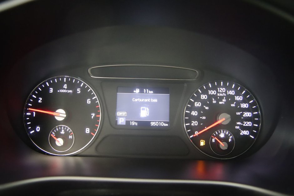 Kia Sorento LX 2019-11