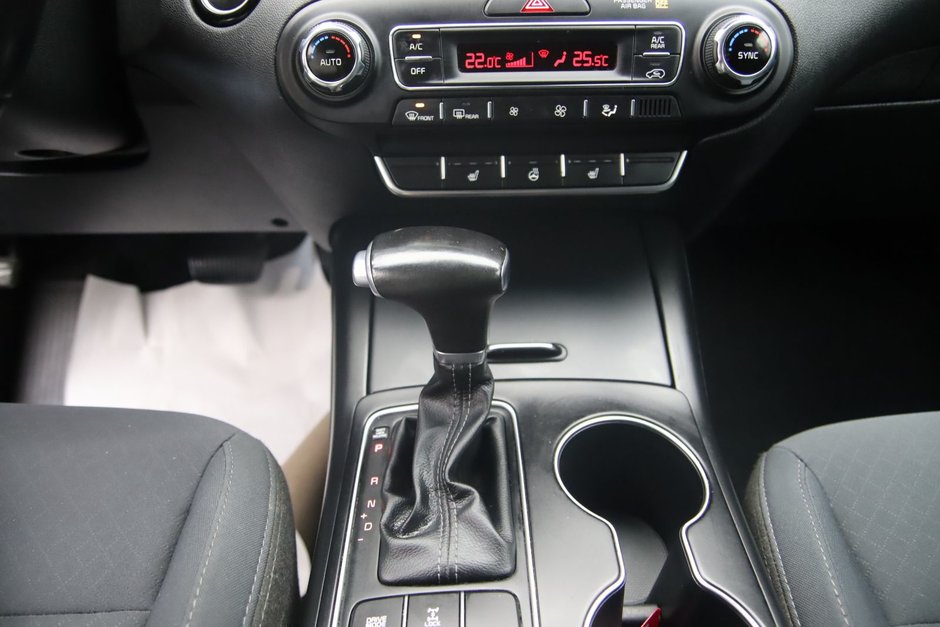 Kia Sorento LX 2019-12