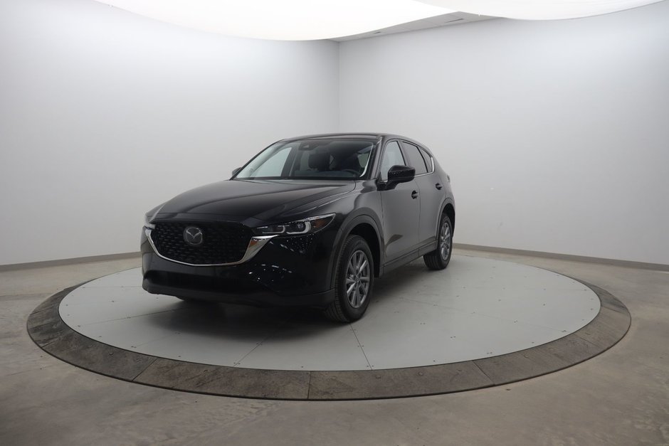 2023 Mazda CX-5 in Baie-Comeau, Quebec - w940px