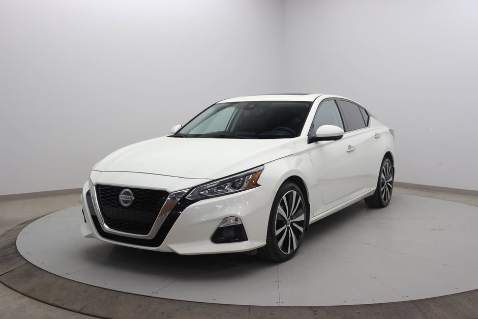 2020 Nissan Altima 2.5 Platinum in Chicoutimi, Quebec