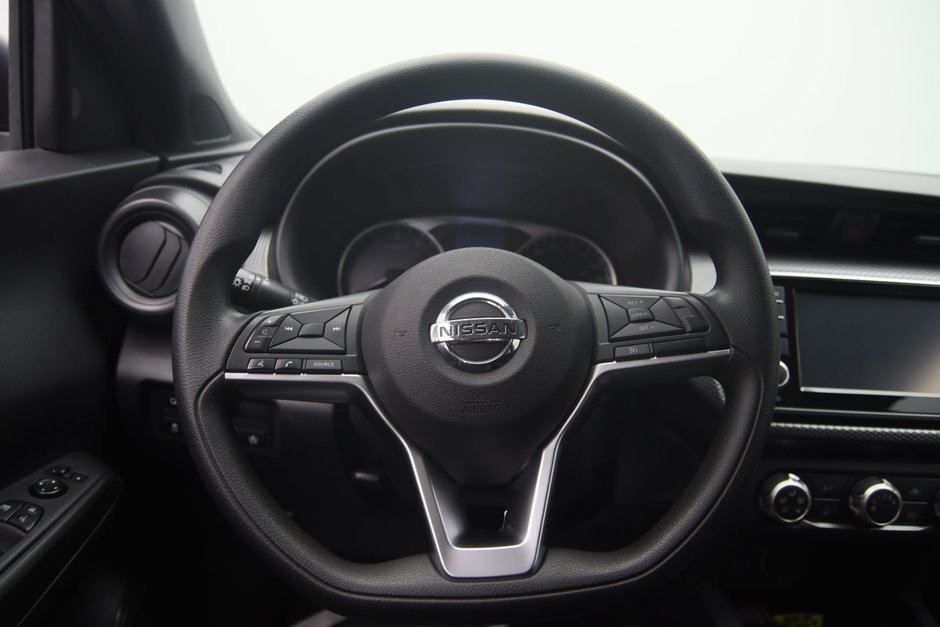 Nissan Kicks S 2020-10