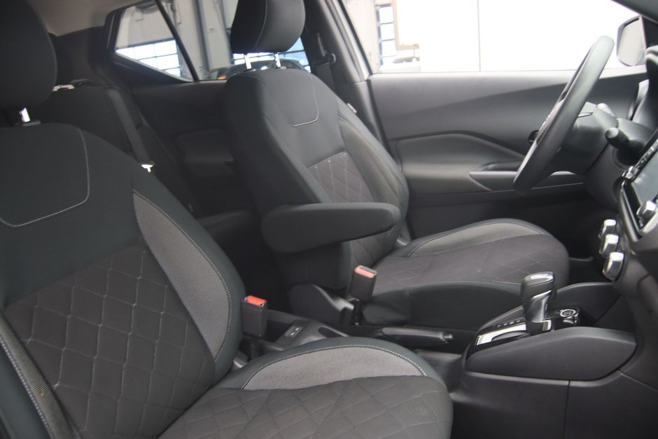 Nissan Kicks S 2020-14
