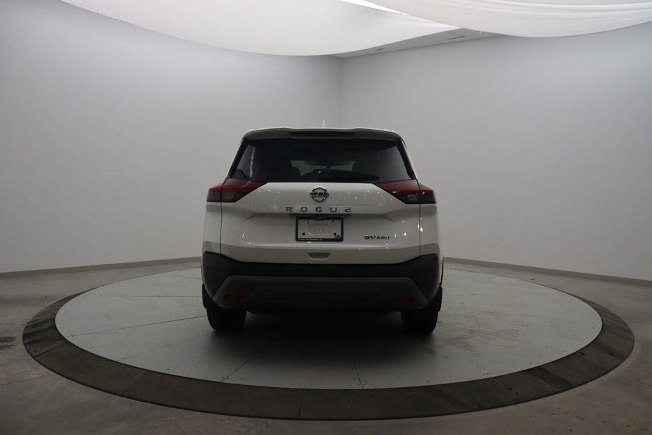 Nissan Rogue SV 2021-4