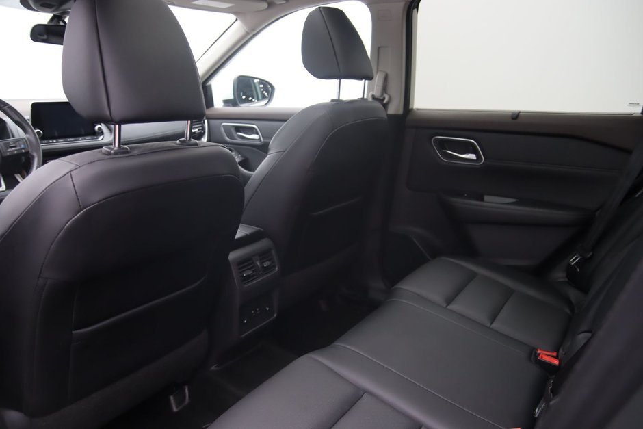 Nissan Rogue SV 2021-8