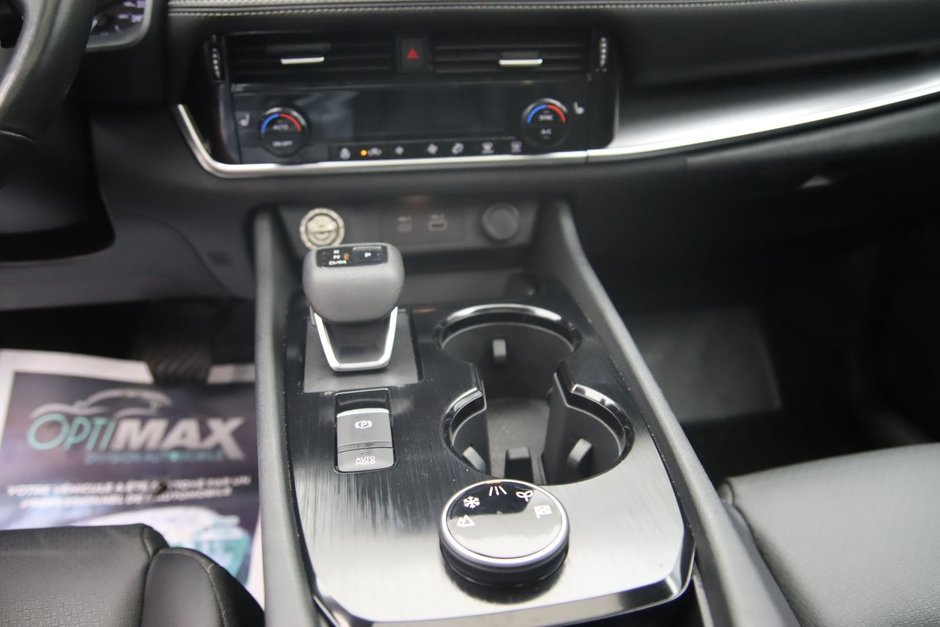 Nissan Rogue SV 2021-13