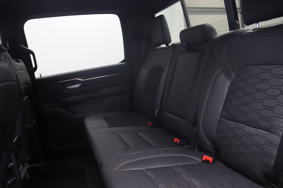 Ram 1500 Sport 2022-8