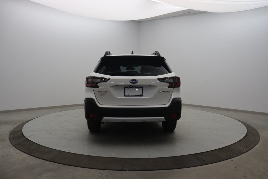 Subaru Outback Limited 2024-4