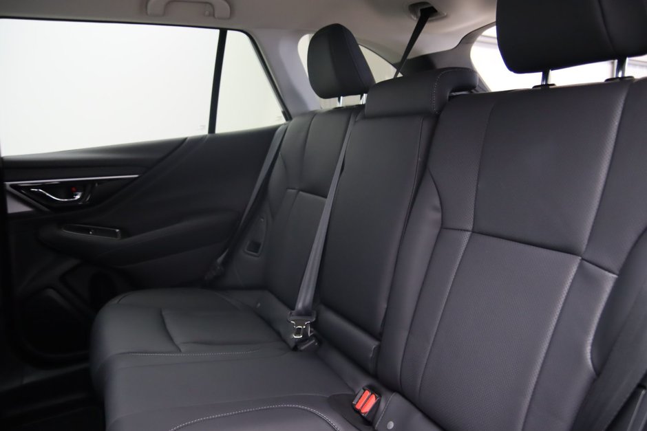 Subaru Outback Limited 2024-9