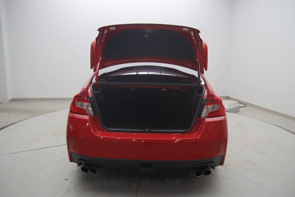 Subaru WRX Sport-tech 2018-17