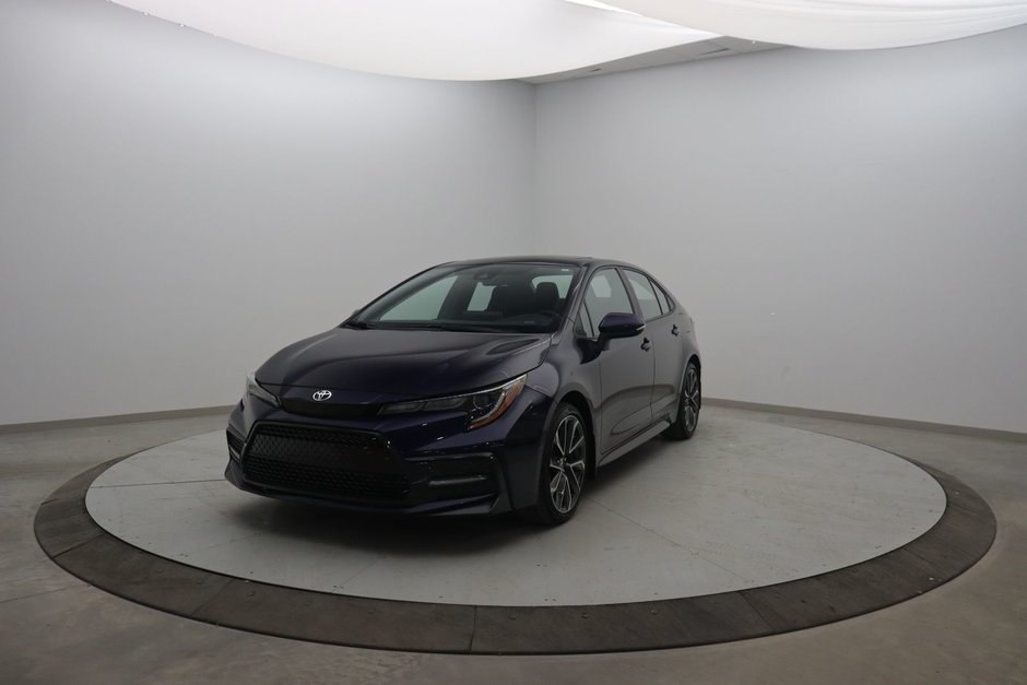 Toyota Corolla  2022 à Sept-Îles, Québec - w940px