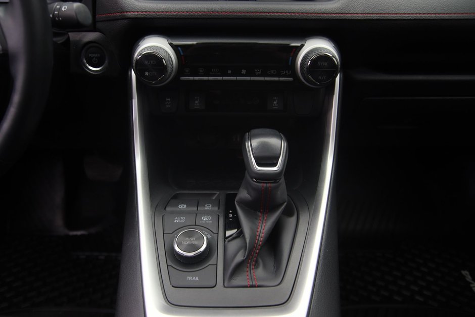 Toyota RAV4 Prime SE 2023-13