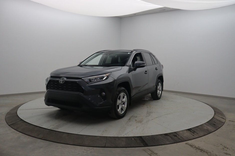 Toyota RAV4  2021 à Jonquière, Québec - w940px