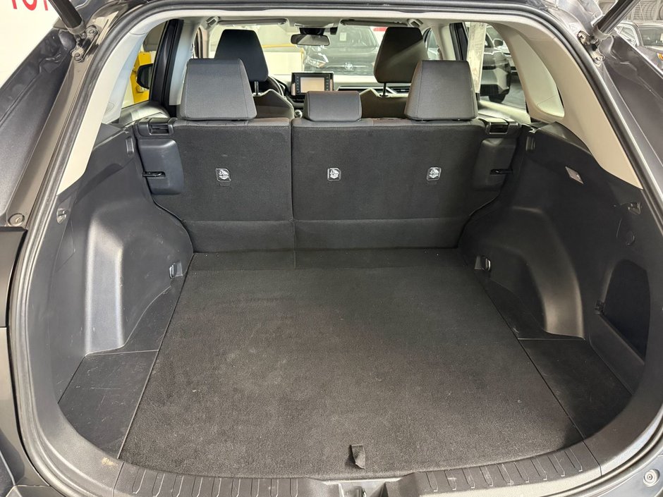 Toyota RAV4 XLE AWD *TOIT OUVRANT+VOLANT CHAUFFANT+CARPLAY* 2019-9