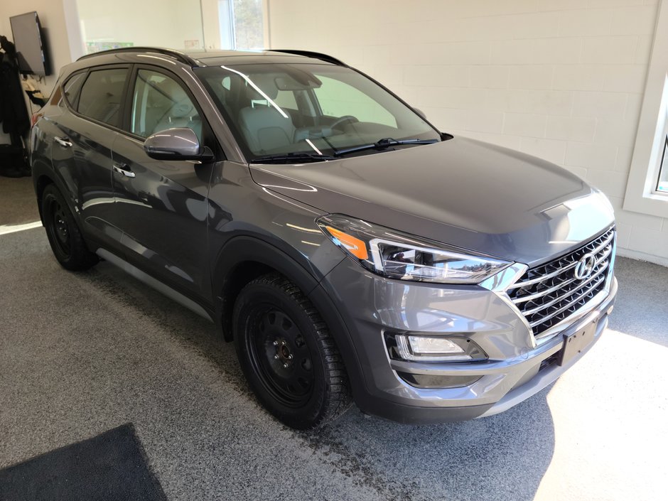 2020  Tucson Ultimate AWD, CUIR, TOIT, MAGS, in Magog, Quebec