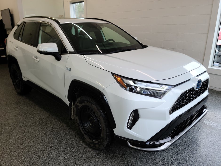 2023  RAV4 Prime XSE AWD, in Magog, Quebec