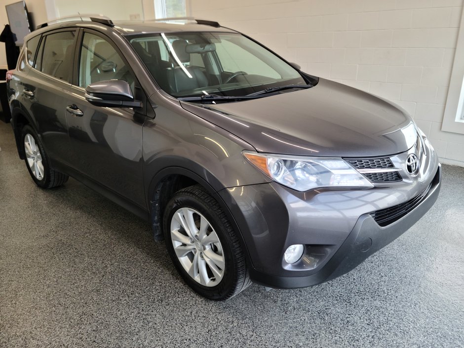 2013  RAV4 Limited AWD, in Magog, Quebec