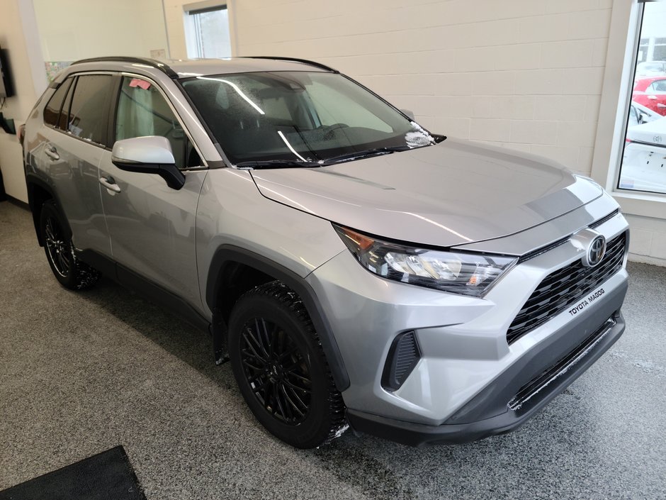 2020 Toyota RAV4 LE AWD in Magog, Quebec