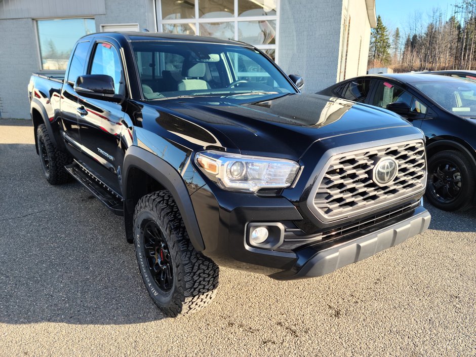 Tacoma TRD OFF ROAD ACCES CAB 4X4, 2021 à Magog, Québec