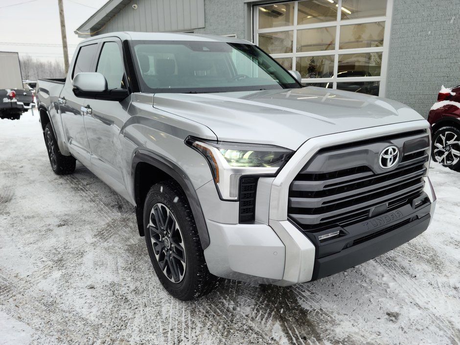 Tundra Limited CREW MAX 4X4 2022 à Magog, Québec