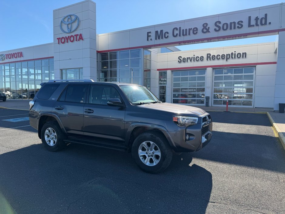Toyota 4Runner SR5 2018 à Grand-Sault, Nouveau-Brunswick
