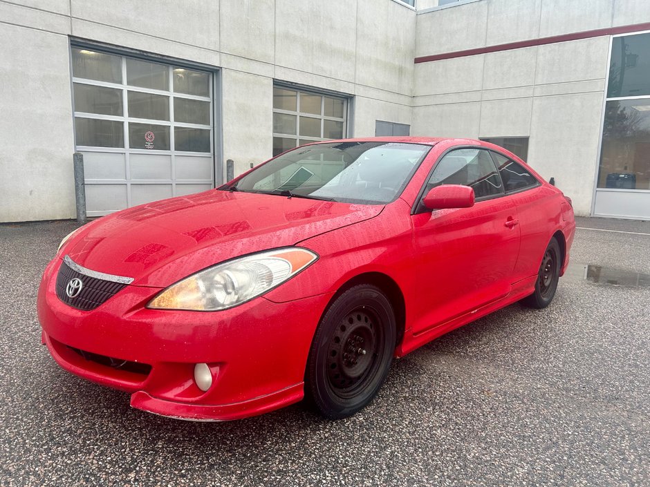 2004 Toyota Camry Solara SE (A/C) in Mont-Laurier, Quebec - w940px