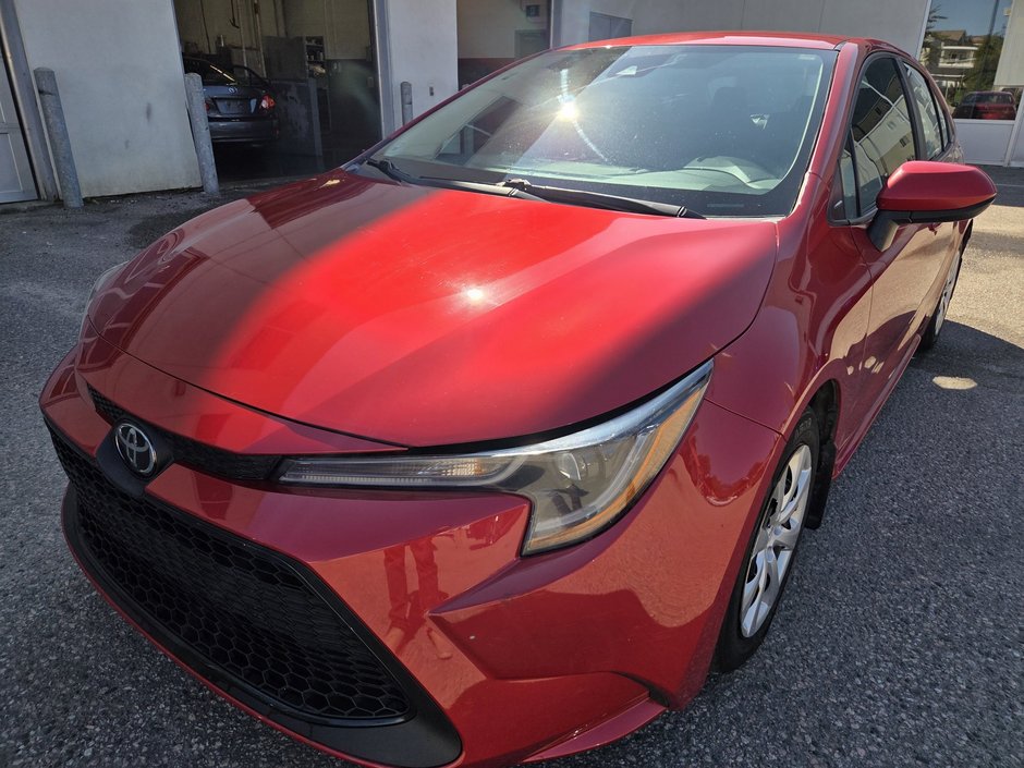 2021 Toyota Corolla Le (A/C) in Mont-Laurier, Quebec - w940px