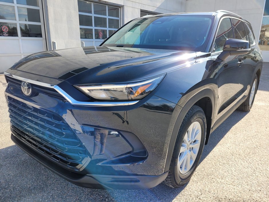 Toyota Grand Highlander XLE (AWD) 2024 à Mont-Laurier, Québec - w940px