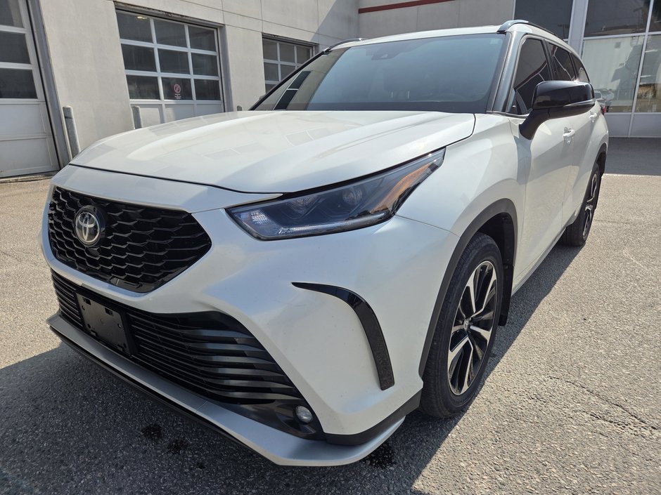 Toyota Highlander XSE (AWD) 2021 à Mont-Laurier, Québec - w940px