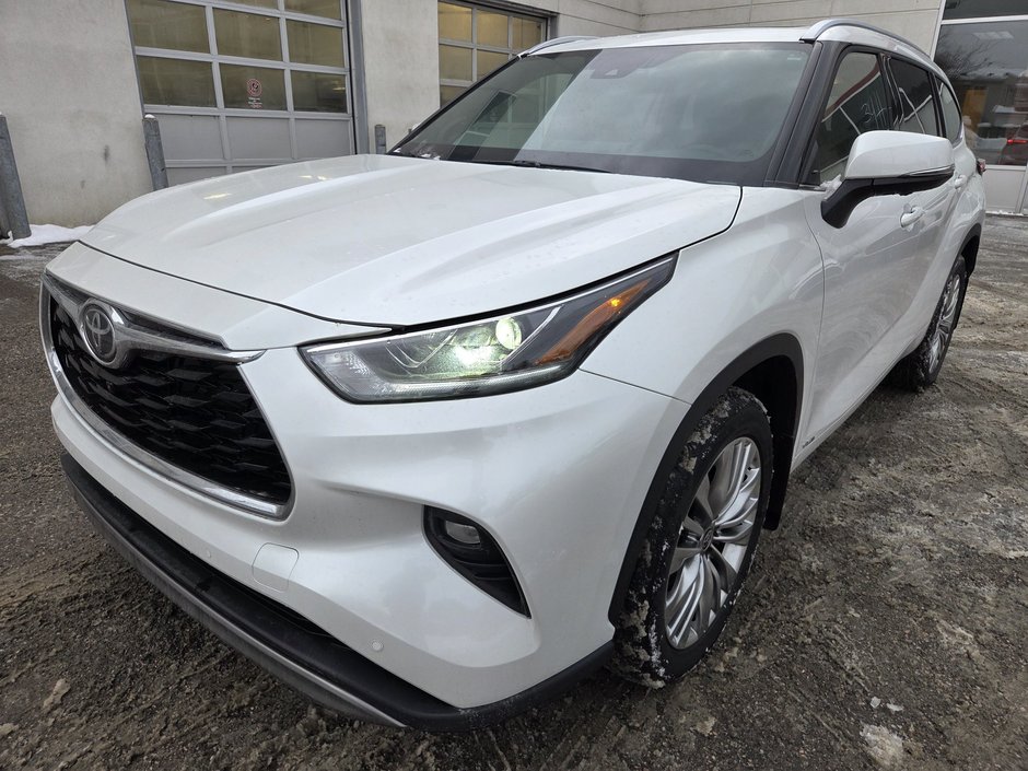 Toyota HIGHLANDER HYBRIDE LIMITÉ 2026 à Mont-Laurier, Québec - w940px