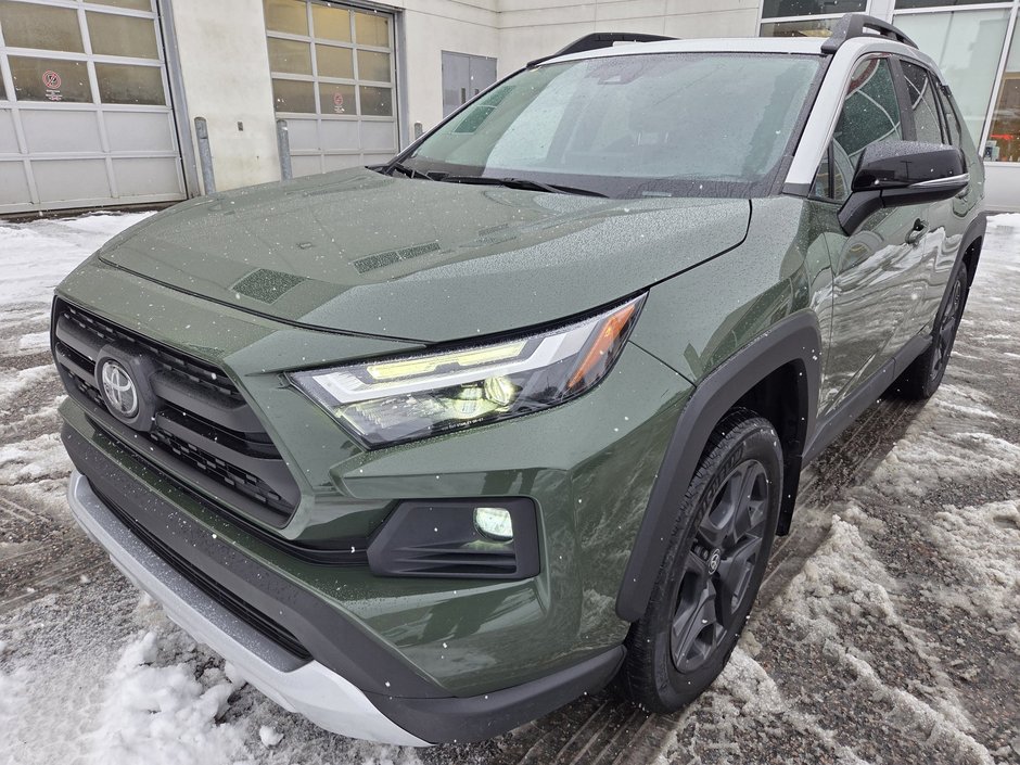 2024 Toyota RAV4 Trail in Mont-Laurier, Quebec - w940px