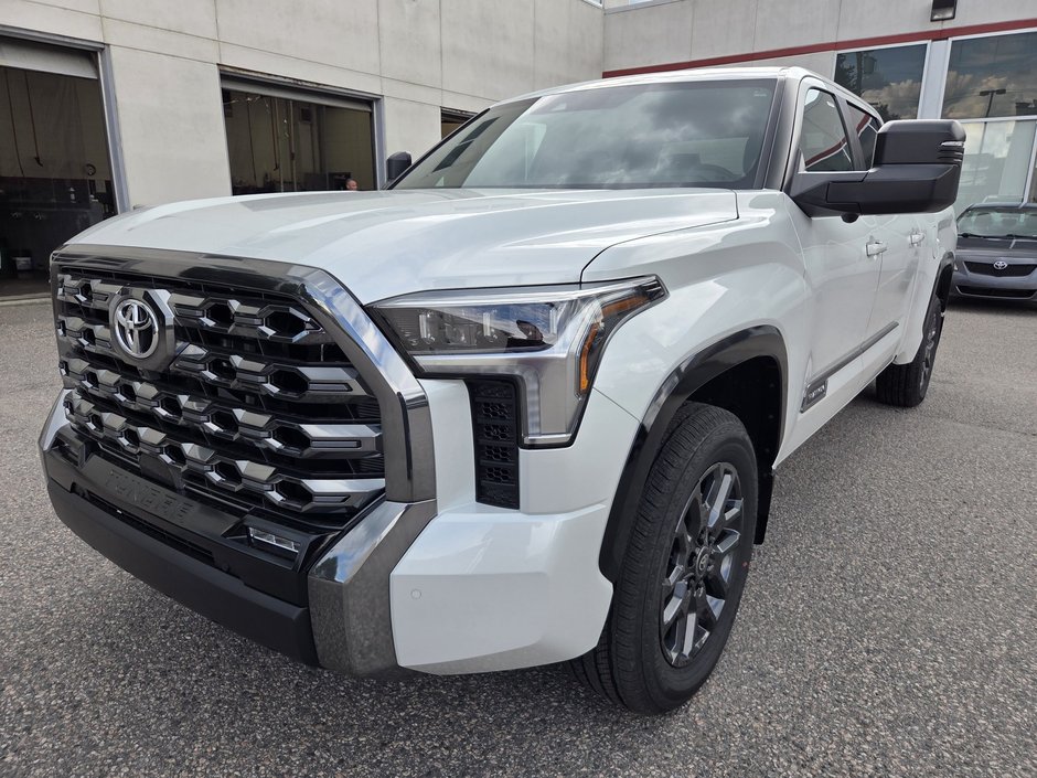 2025 Toyota Tundra PLATINE in Mont-Laurier, Quebec - w940px