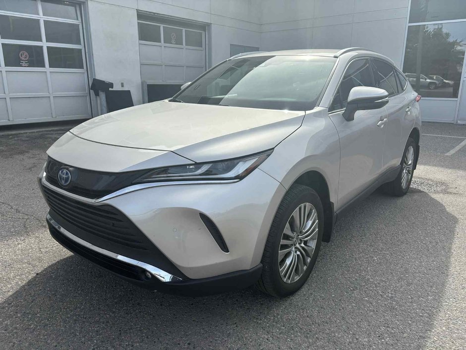 2024 Toyota Venza XLE AWD 2024 in Mont-Laurier, Quebec - w940px