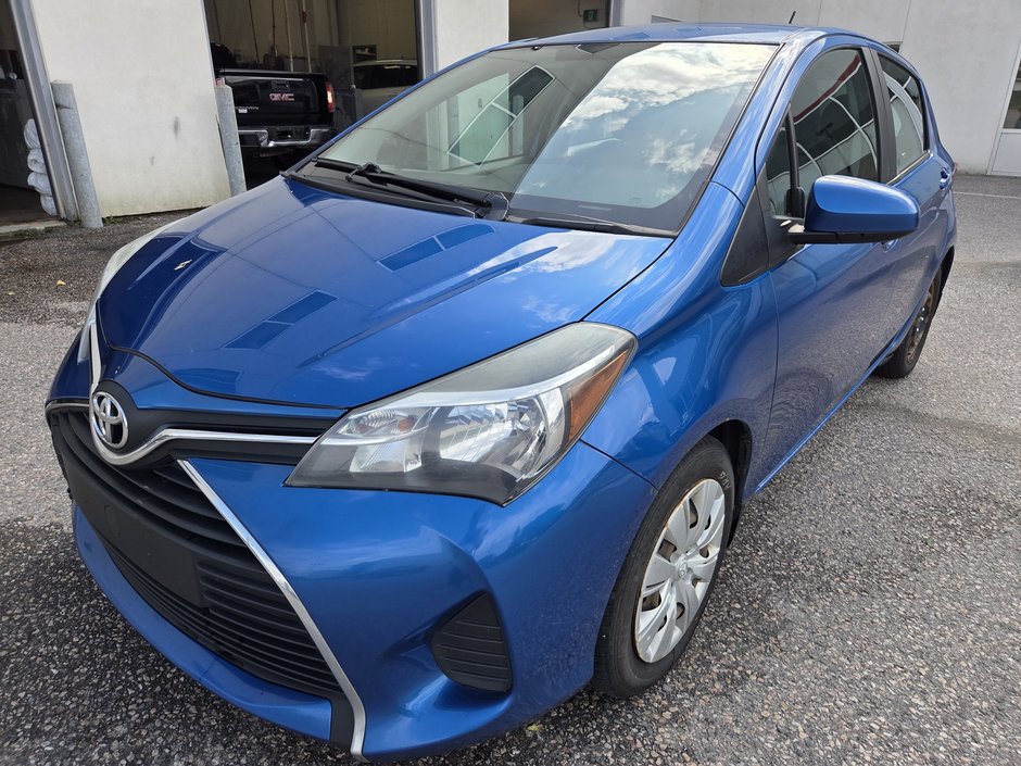 Toyota Yaris Le Hatchback (A/C) 2015 à Mont-Laurier, Québec - w940px