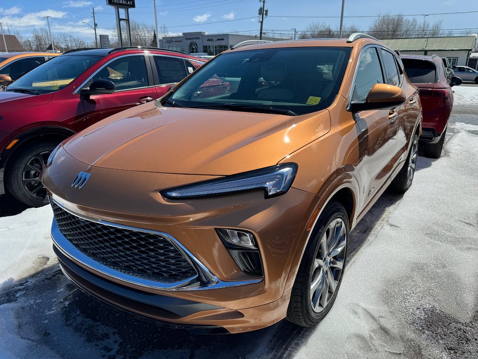 Buick Encore GX  2025 à Sturgeon Falls, Ontario - w940px