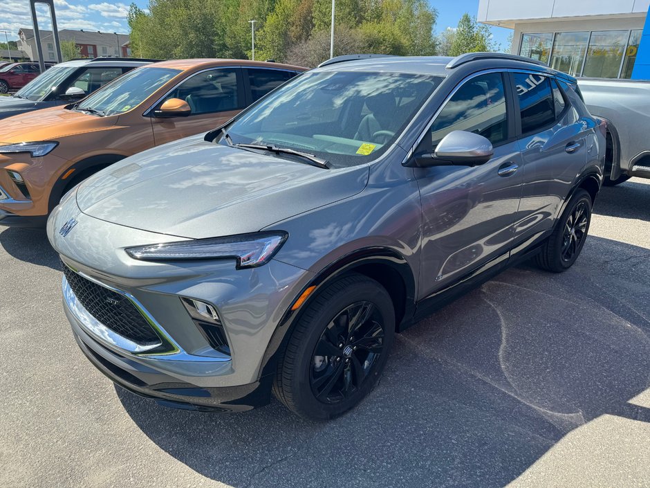 2025 Buick Encore GX in Sturgeon Falls, Ontario - w940px