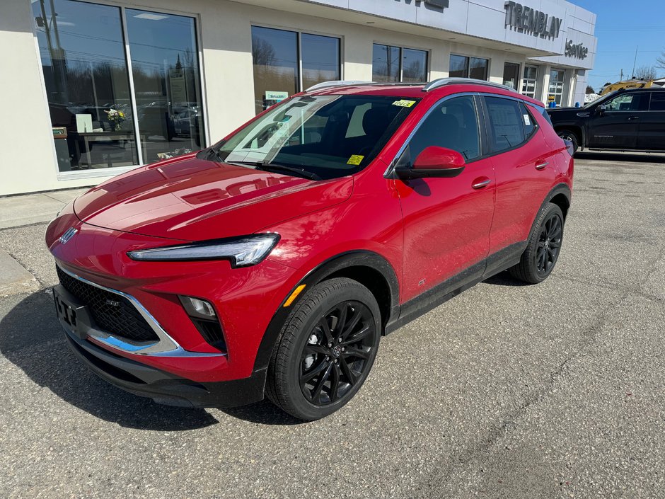 Buick Encore GX  2026 à Sturgeon Falls, Ontario - w940px