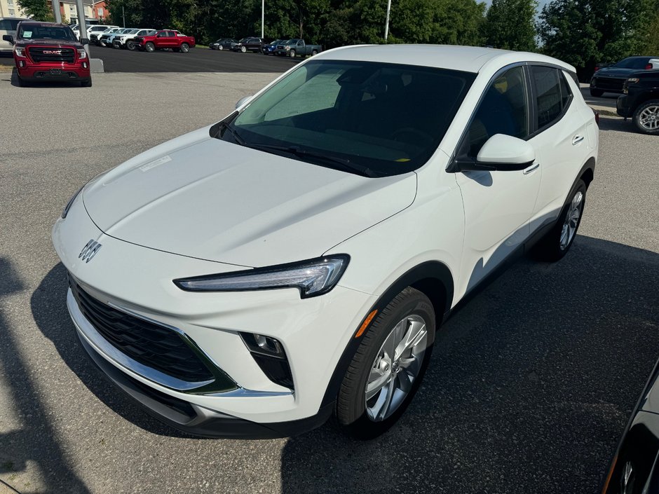 2026 Buick Encore GX in Sturgeon Falls, Ontario - w940px