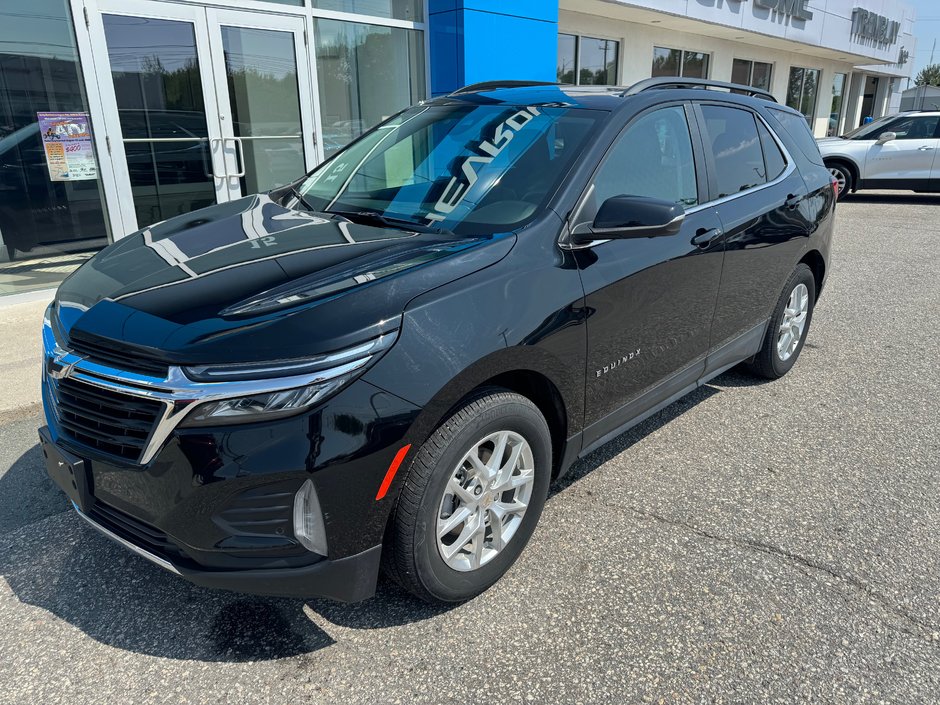 Chevrolet Equinox LT AWD  2024 à Sturgeon Falls, Ontario - w940px