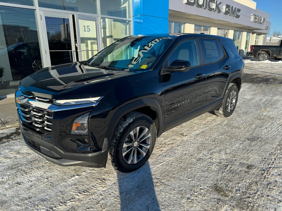 2025 Chevrolet Equinox in Sturgeon Falls, Ontario - w940px