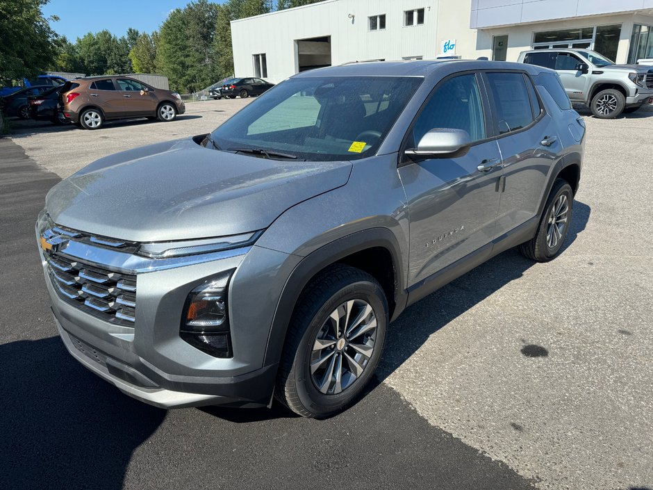 2027 Chevrolet Equinox in Sturgeon Falls, Ontario - w940px