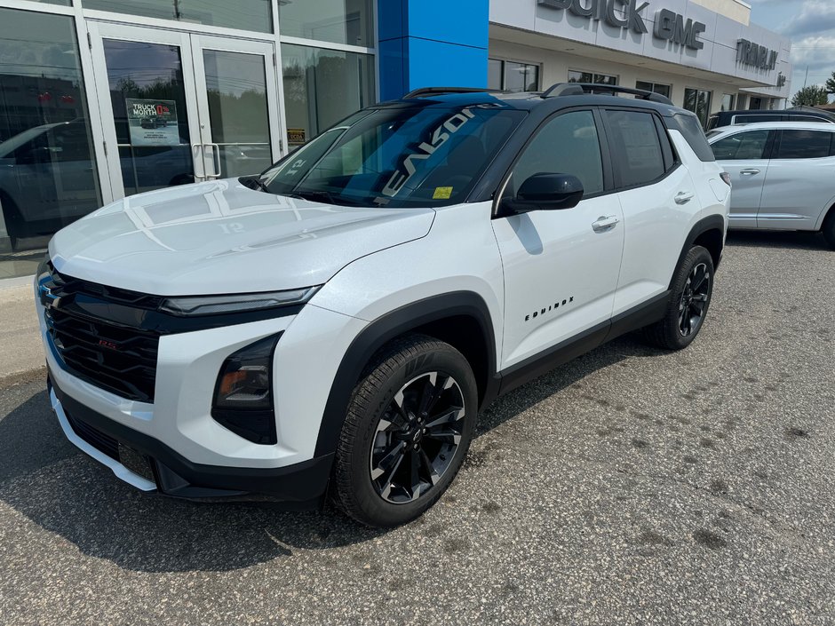 2027 Chevrolet Equinox in Sturgeon Falls, Ontario - w940px